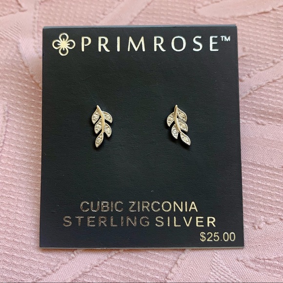 • FINAL PRICE // Sterling Silver Leaf Earrings • - Picture 13 of 13